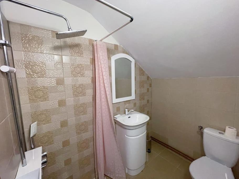 Casa La Doi Nuci Ξενοδοχείο Bradet  Εξωτερικό φωτογραφία