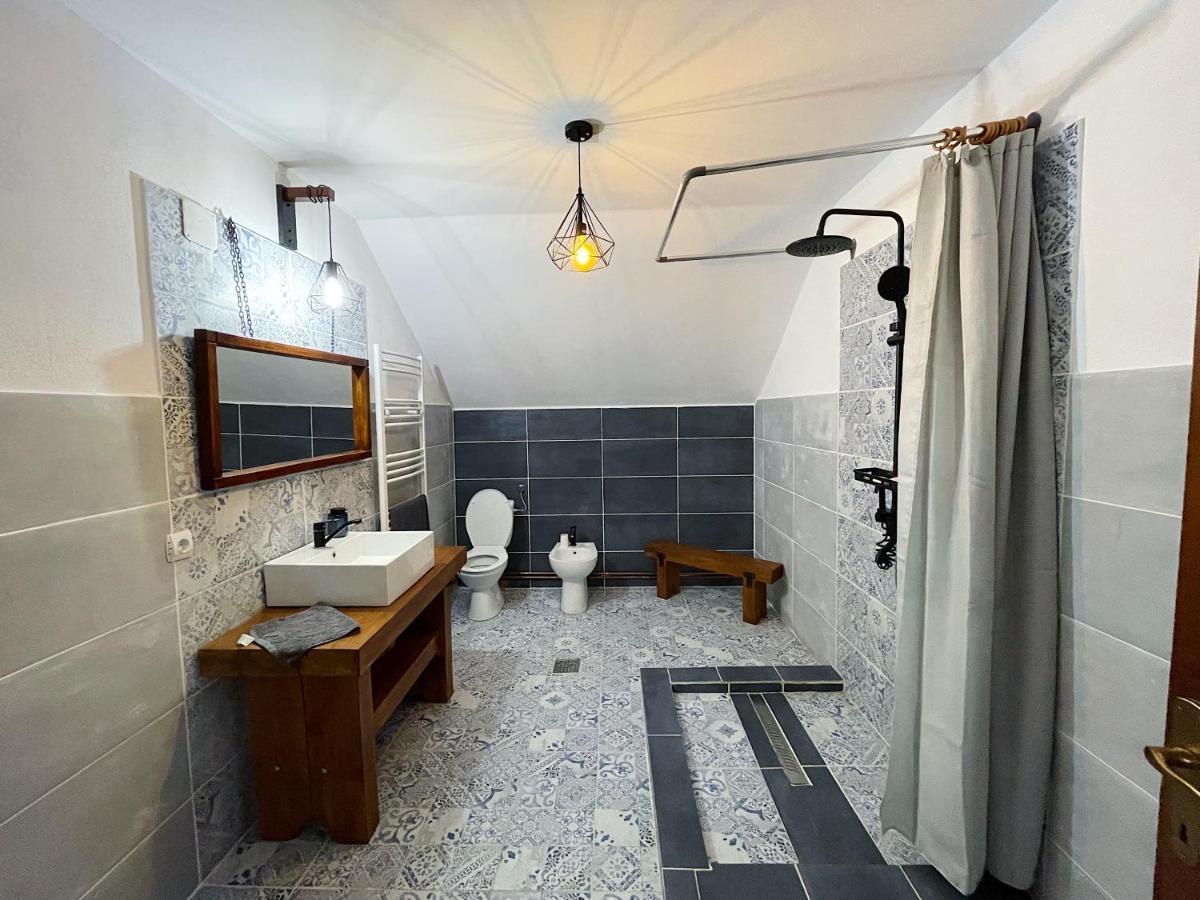 Casa La Doi Nuci Ξενοδοχείο Bradet  Εξωτερικό φωτογραφία